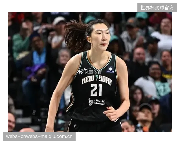 纽约自由人分享球权理念贯彻全队，高助攻率体现进攻体系的成熟度。